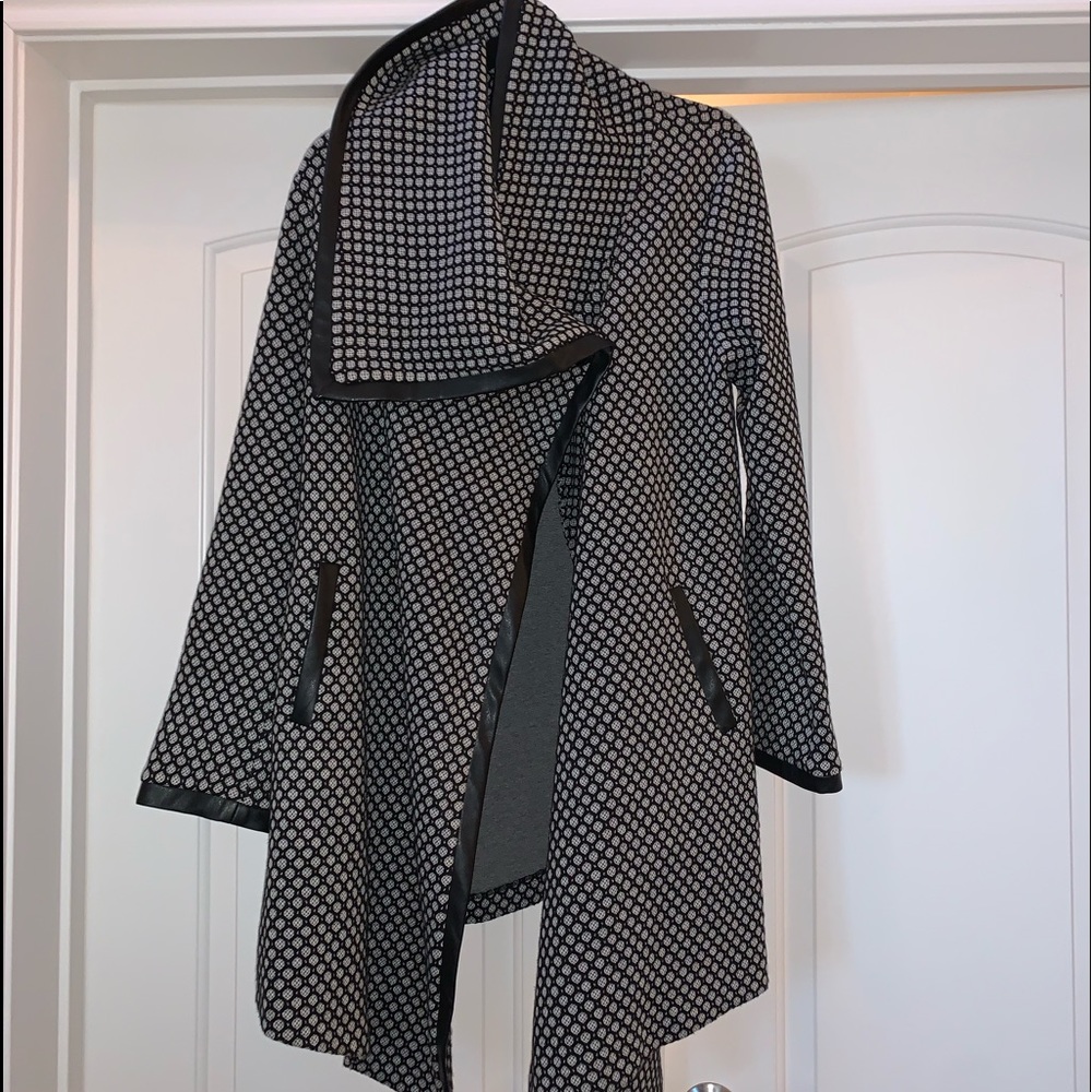 Joseph Ribkoff cape/coat